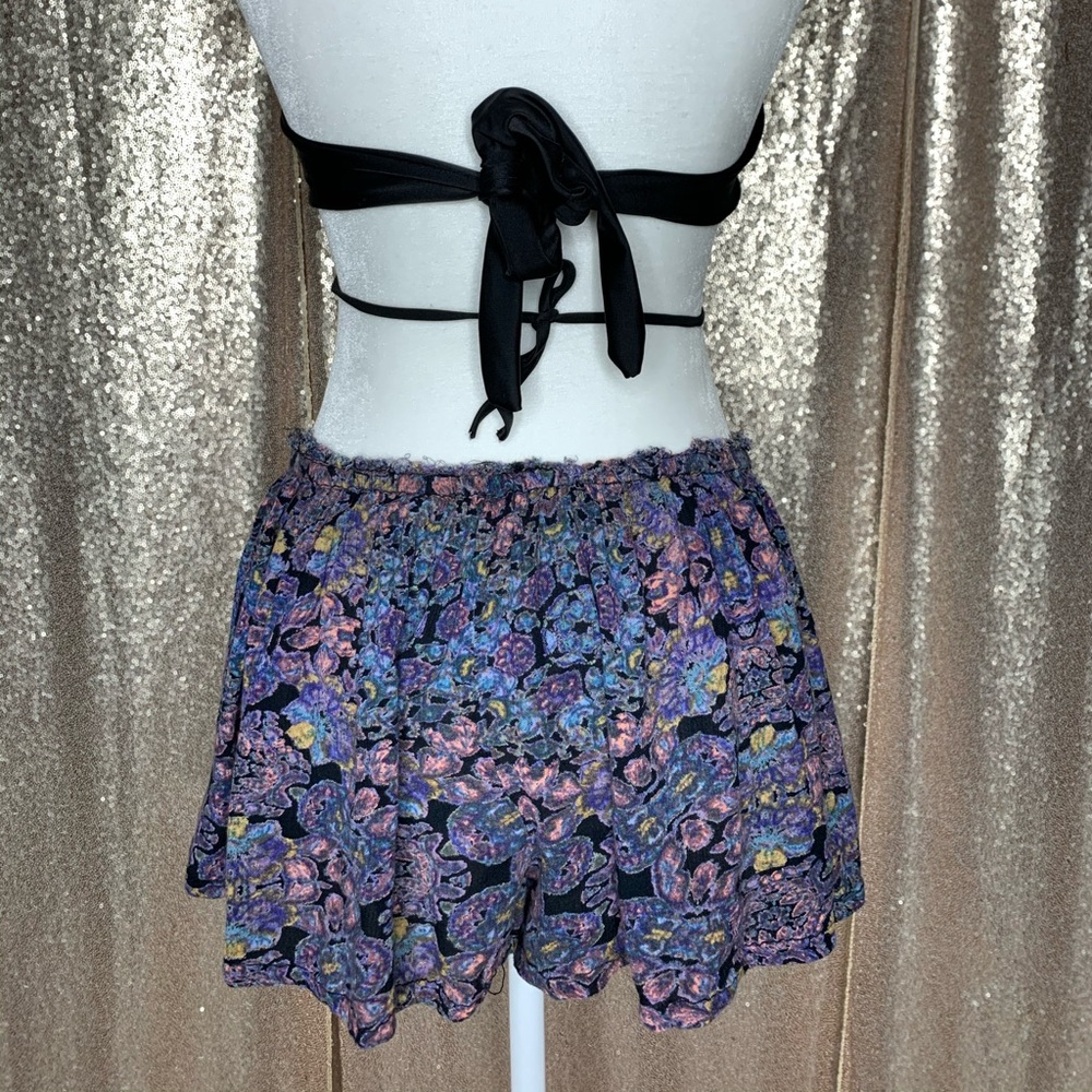 Drawstring shorts - Picture 2 of 2